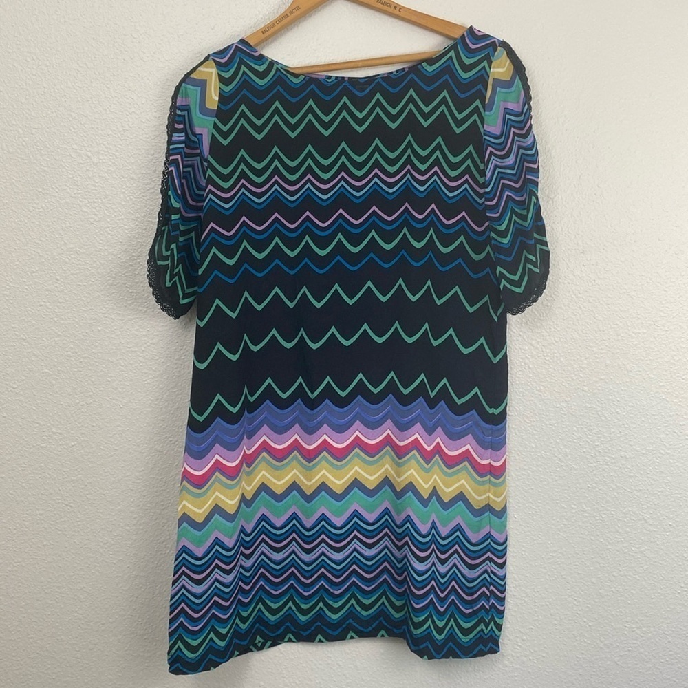 Olivaceous 100% Silk Zig Zag Print Lace Shoulder Dress Size M
